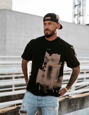 T-shirt męski VERNICE 2025 czarny  -OLAVOGA