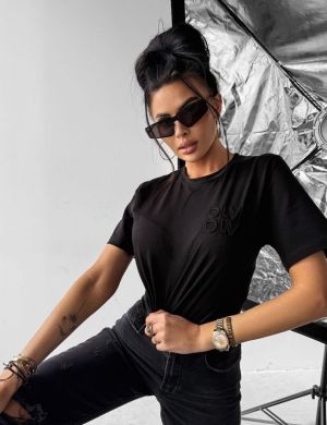 T-shirt damski SOFT ROSE 2025 czerń -OLAVOGA